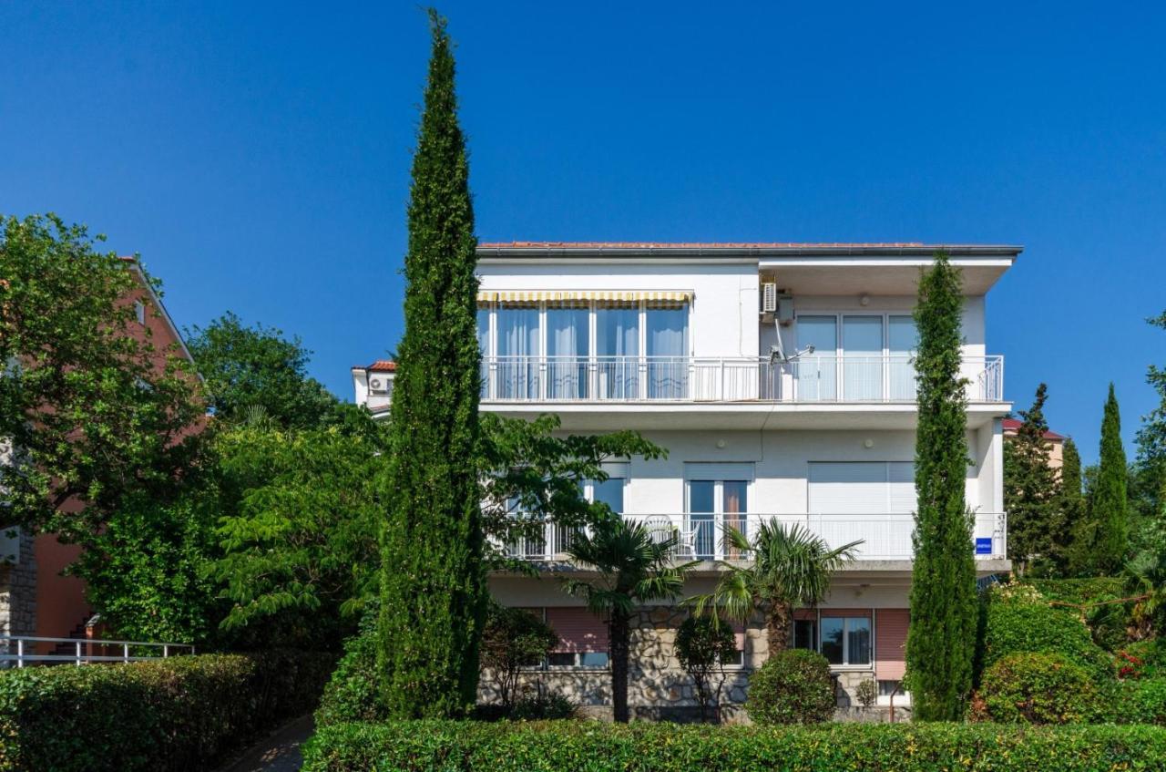 Mica Apartment Crikvenica Luaran gambar